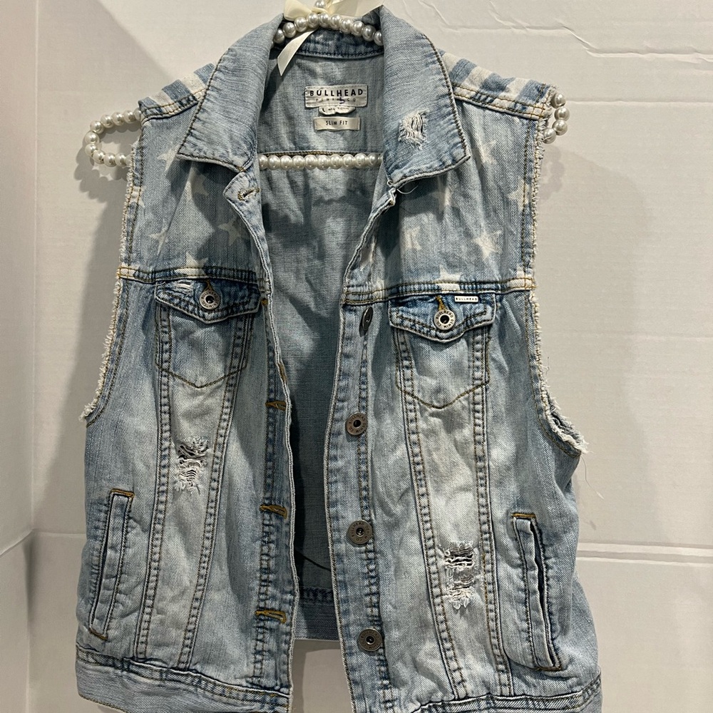 Bullhead Light Blue Denim Vest with Stars and Stripes Accents